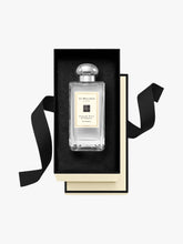 Load image into Gallery viewer, Jo Malone English Pear &amp; Freesia 100ml eau de cologne
