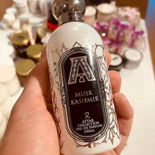 Load image into Gallery viewer, Musk Kashmir 100ml edp
